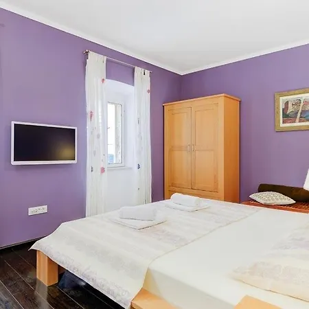 Sleeps 10 Pool Air Con Wifi * 奥拉萨奇